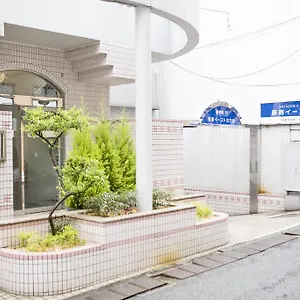 신주쿠 이스트 ** 도쿄